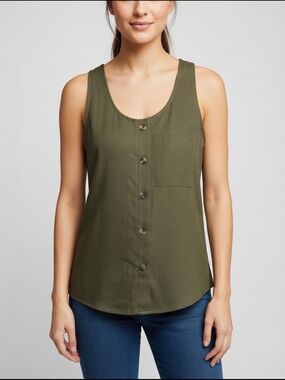 Sleeveless Button-Front Tank Top in Olive Green